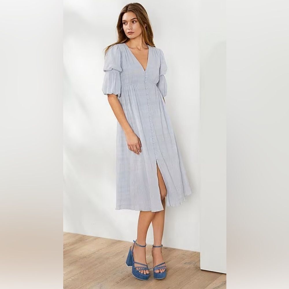 Chelsea & Violet NWT Textured V-Neck Button Front Dress Size 4